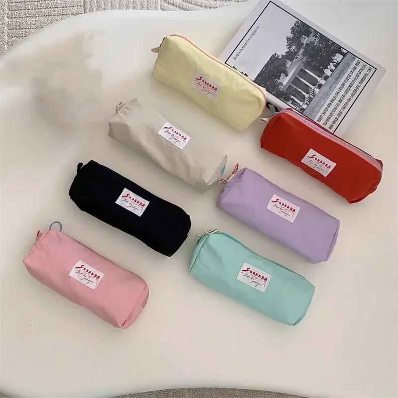 

1PCS Поліестерові жіночі маленькі косметички Футляр Корейський модний пенал Candy Color Series Пензлик для зберігання макіяжу Сумки для миття