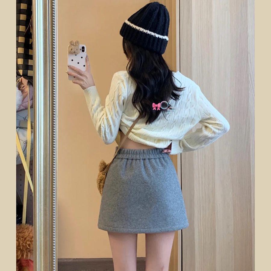 2025 Gray Woolen Women's A-Line Mini Skirt: Elastic Waist, Slimming, Anti-Exposure Design for Autumn/Winter