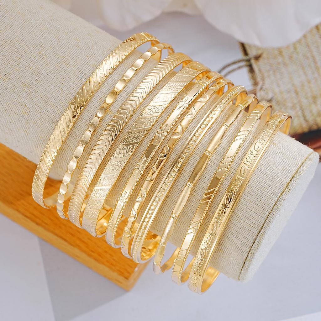 10pcs Fashion Star Heart Pattern Open Bangle Set For Women Geometric Multi-Element Design Bracelets Daily Wear Vacation Jewelry