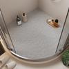 Bogenförmige PVC-Coil-Duschmatte, rutschfeste Matte für das Badezimmer, weich, hautfreundlich, atmungsaktiv mit Abfluss, angenehmes Gefühl