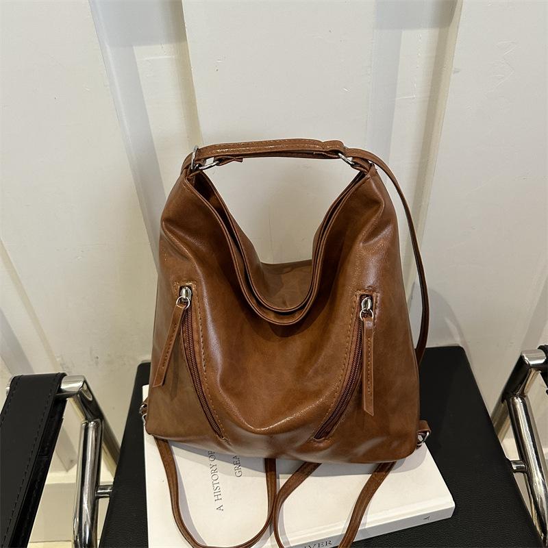 Retro Backpack Bag Women's New Fashion Bag Casual Large-capacity Bear Single Shoulder Oblique Span Bucket Bag