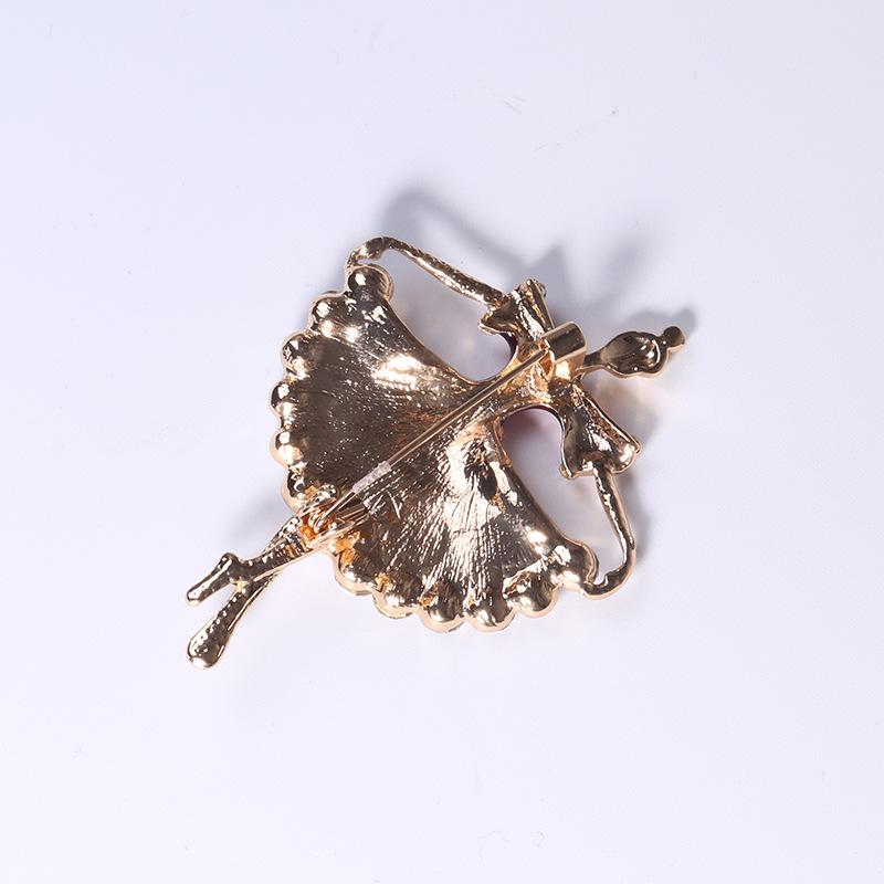 SKEDS Fashion Enamel Dancer Women Brooch Elegant Women Crystal Metal Accessories Creative Brooches Pins Clothing Suit Buckle Pin