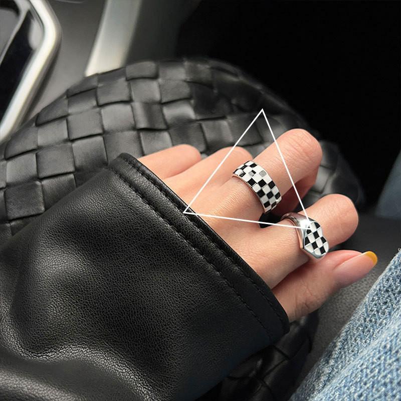 

Fashionable Heart Adjustable Ring In 925 Sterling Silver With Eyecatching Black And White Design