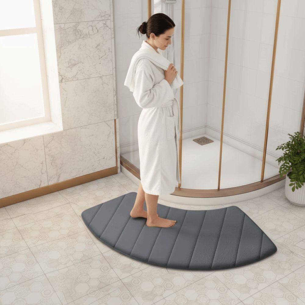 Solid Color Bathroom Absorbent Mat Thickened Bath Mat Fan-Shaped Door Mat Bathroom Floor