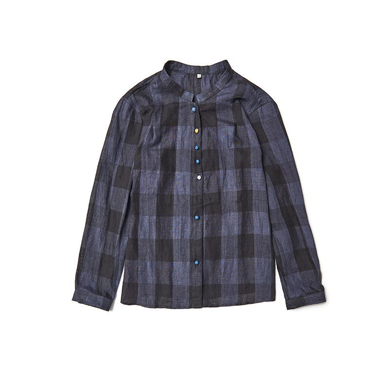 

Темно-синяя льняная клетчатая рубашка с воротником-стойкой, короткими рукавами и цветными пуговицами Medium