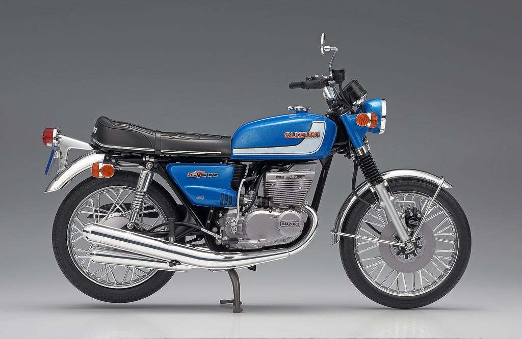 Hasegawa Suzuki GT380 B Kit di Montaggio in Plastica BK5 1/12