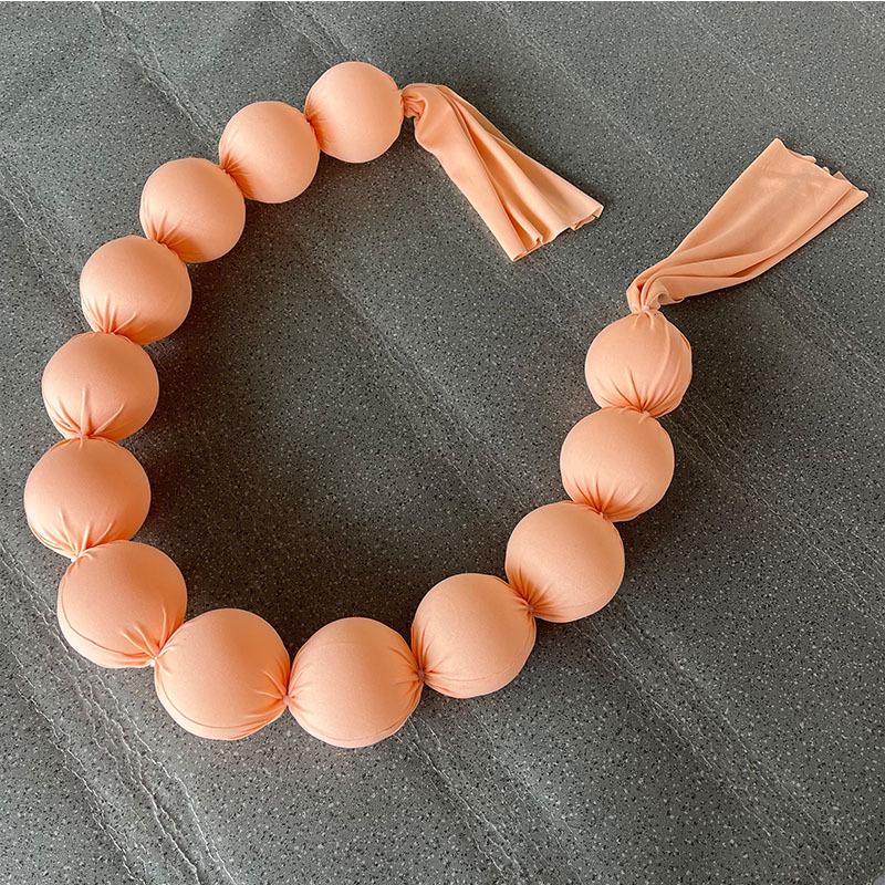 Ornamenti Colorati a Pallina su Corda in Tessuto per Matrimoni, Fidanzamenti e Decorazioni per Vetrine