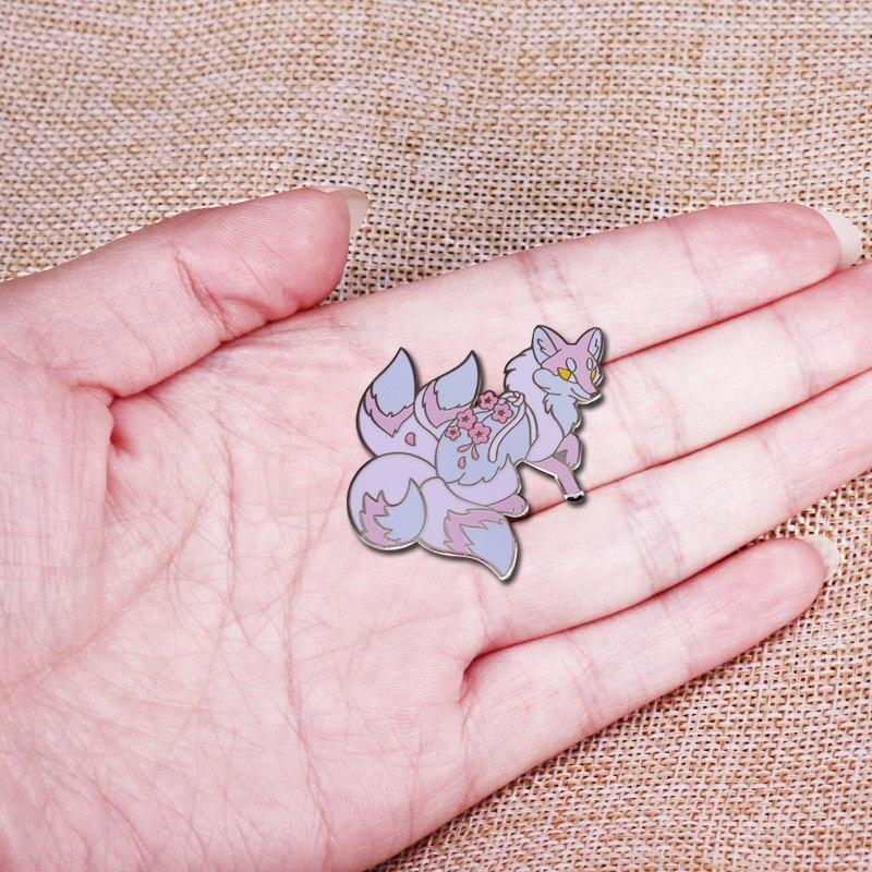 1pc Charm Four Tailed Flower Fox Hard Enamel Pin Cute Cartoon Plant Pastel Sakura Brooch Japanese Unique Fashion Kitsunes Badge