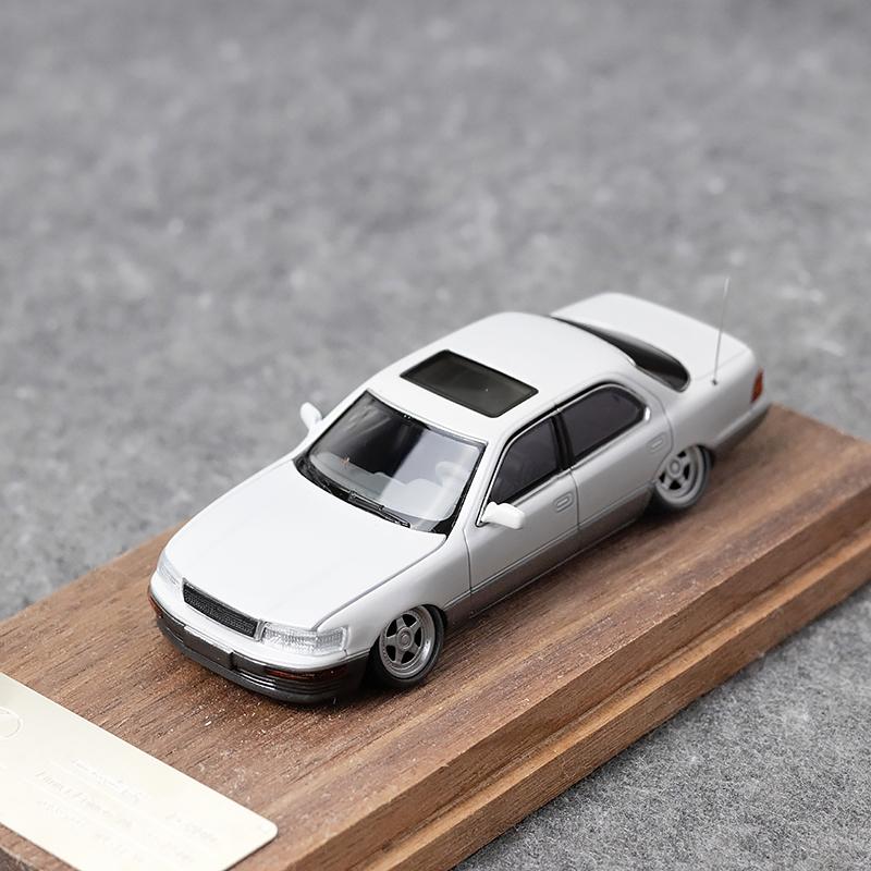 Fine Works FW 1:64 LS400 LS400 low-lying lid die-cast car model
