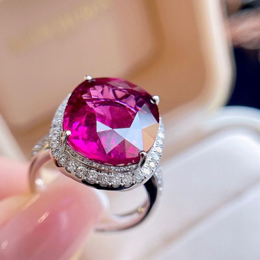 Inspired Design Silver 925 Diamond Square Transparent Red Ruby Rings for Women Gorgeous Engagement Ring Luxury Fashion Jewelry