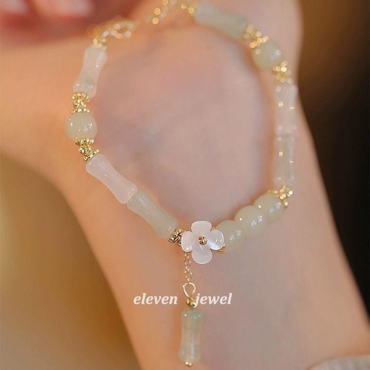 

Beaded tassel bracelet - Women s personalized crystal bracelet Party gift