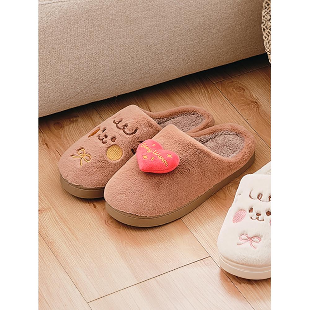 Daiso Character Embroidery Living Room Shoes Brown shape (red heart)