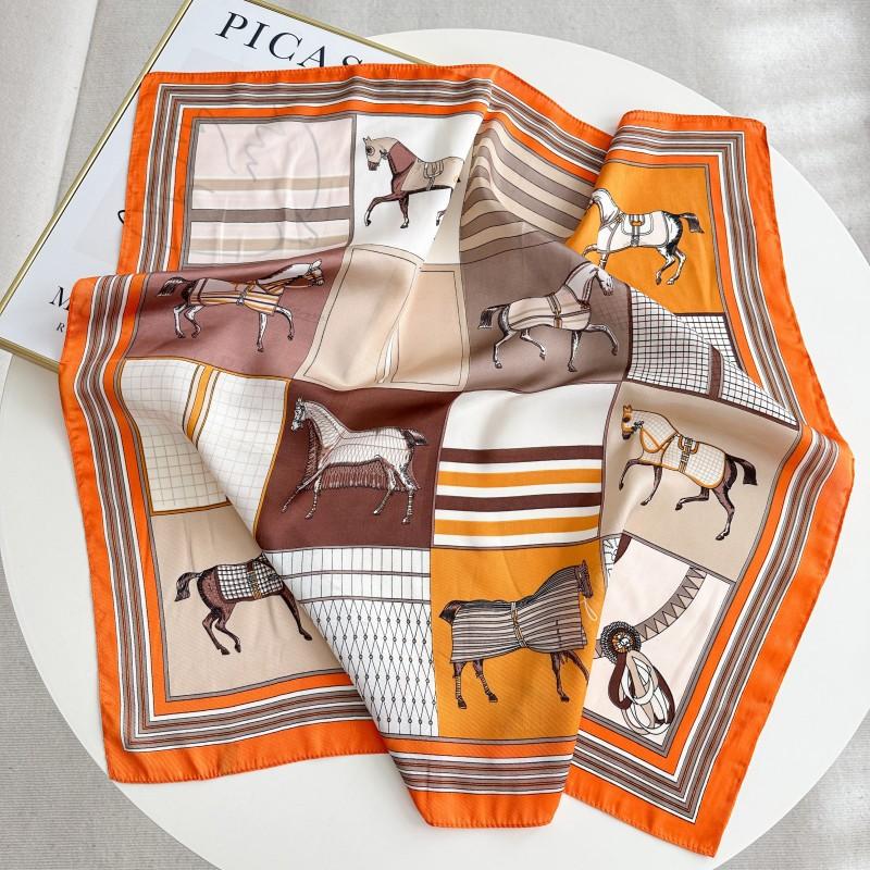 New Fashion Big-name Orange Horse Printing Square Scarf Simulation Silk Texture Scarf Women Wear 71 * 71 Silk Scarf