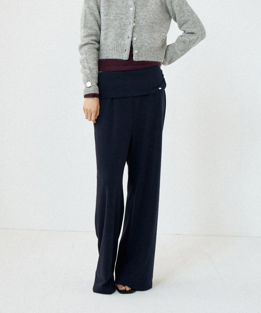 Howaseu Shirring Folding Pants (Navy)