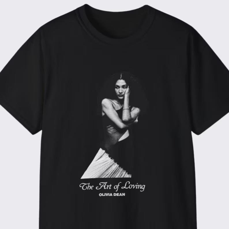Olivia Dean The Art of Loving Mode T-Shirts Baumwolle Kurzarm Lässig Unisex T-Shirt Oversized Unisex Bestseller Top T-Shirts
