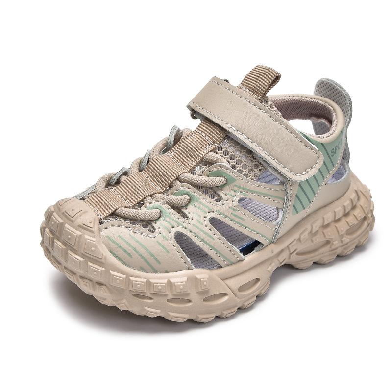 Pojksportssandaler för flickor Sneakers Halkfria Mesh Andningsbara 2025 Sommar Nya Barn Löparskor Tåförstärkta Mjuk Sula Komfort