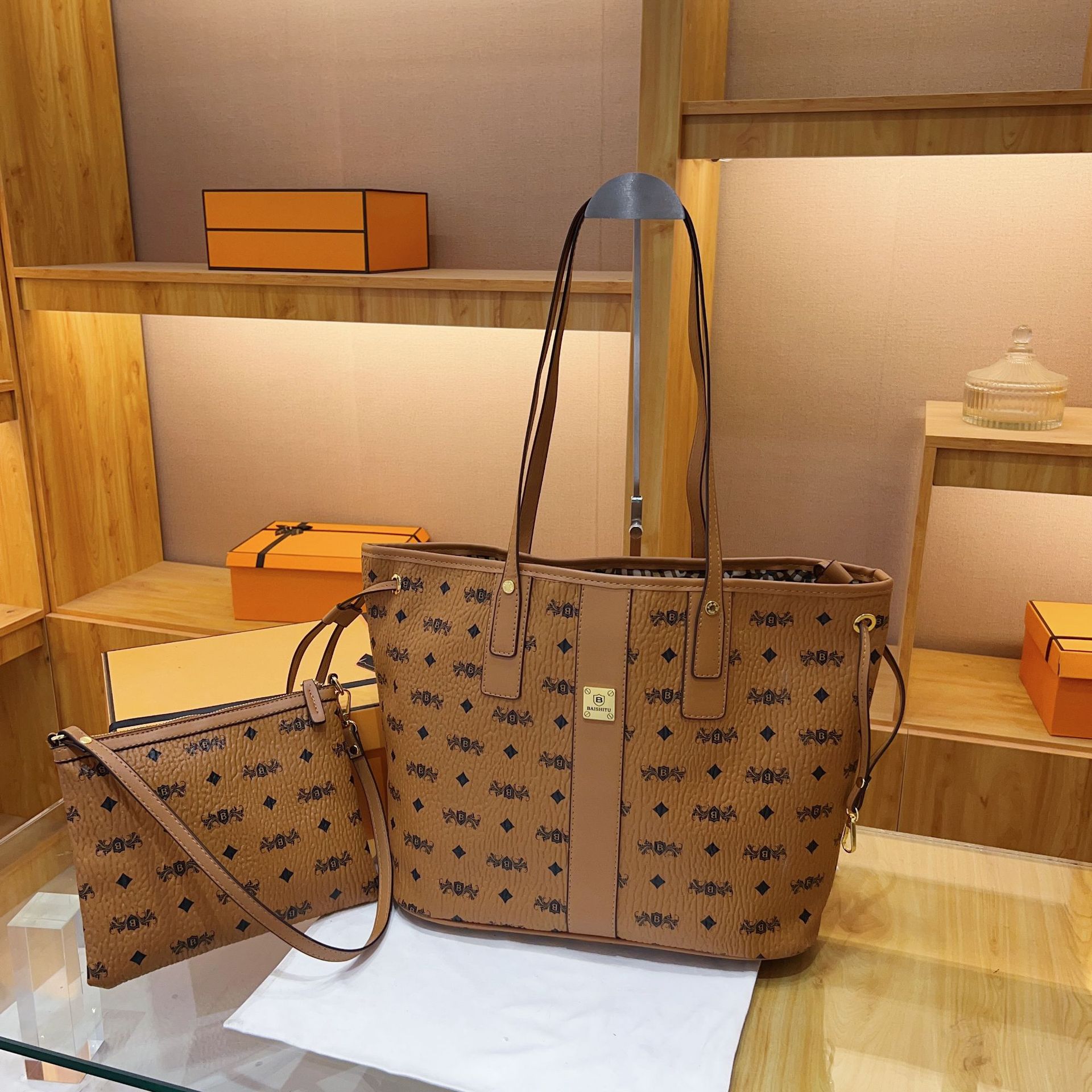 

2025 новая сумка-тоут sense большой емкости универсальная сумка ретро принт женская сумка через плечо женская size [bottom length 44 height 28] large capacity