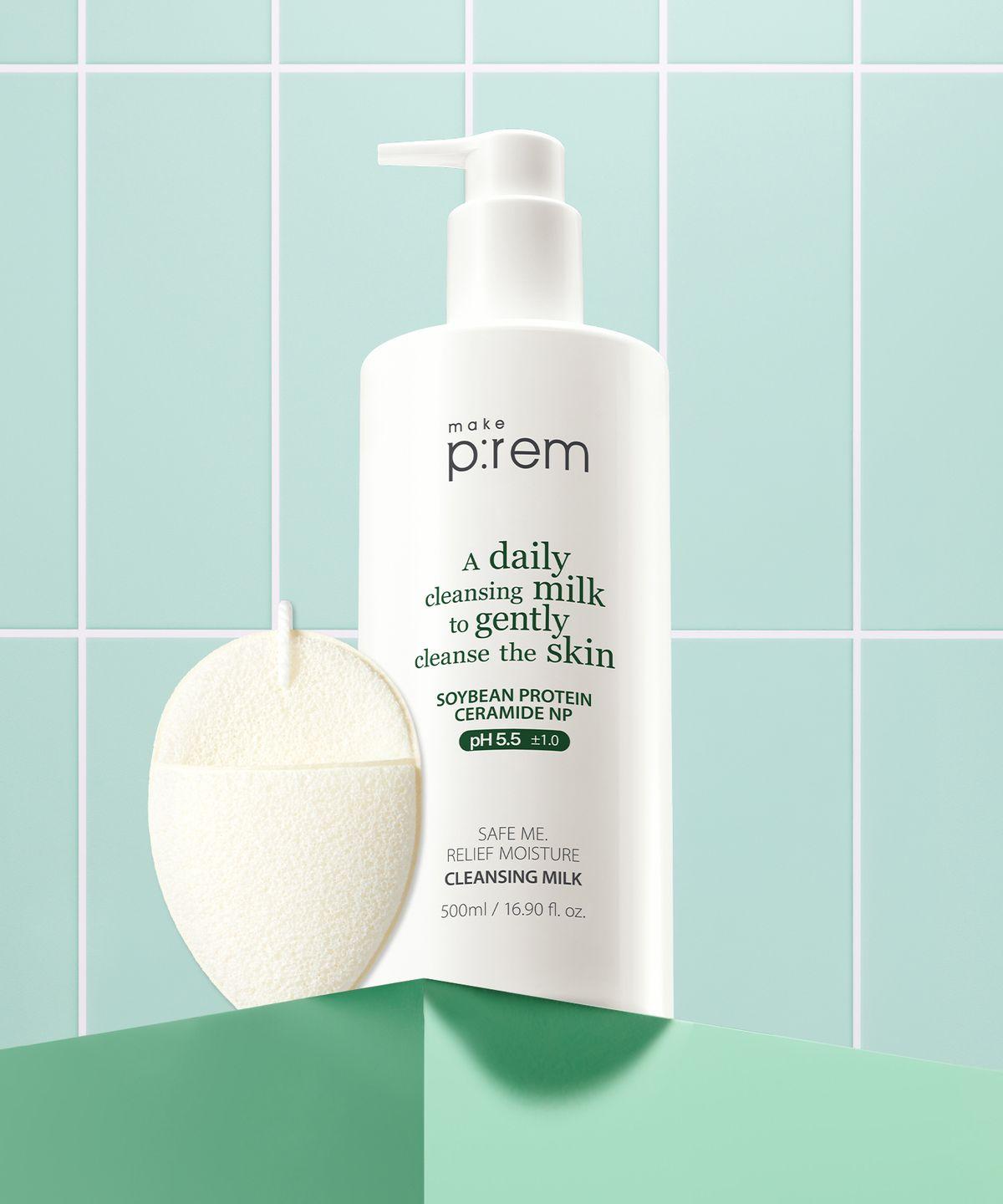 Moisture Cleansing Milk 500ml Special Set (+Cleansing Sponge)