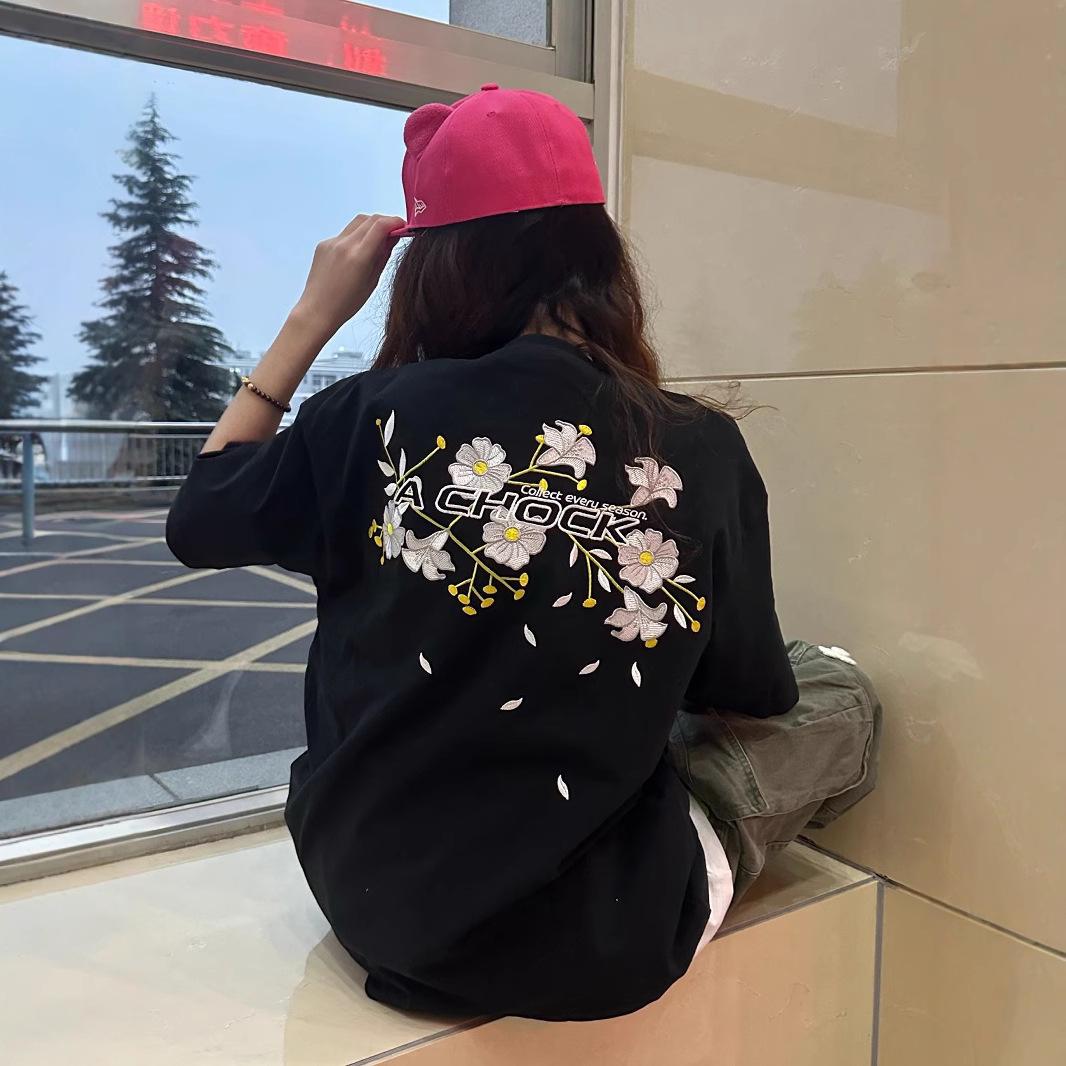 

Women s American Letter Embroidery Pure Cotton Crew Neck Loose Fit Short Sleeve T-Shirt - Summer 2025 M чорний