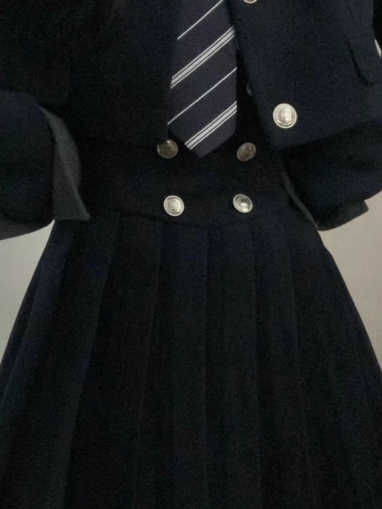 Women's Spring/Autumn American College Style Three-Piece Set: Short Blazer, High-Waisted Slimming Pleated Skirt