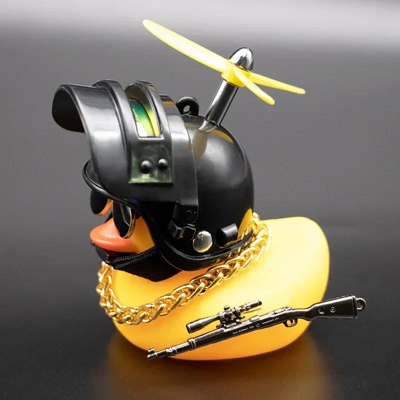 Gummi Gelbe Ente Spielzeugauto Armaturenbrett Dekorationen Auto Fahrrad Ornamente Gelbe Ente mit Propeller Helm Auto Innenzubehör