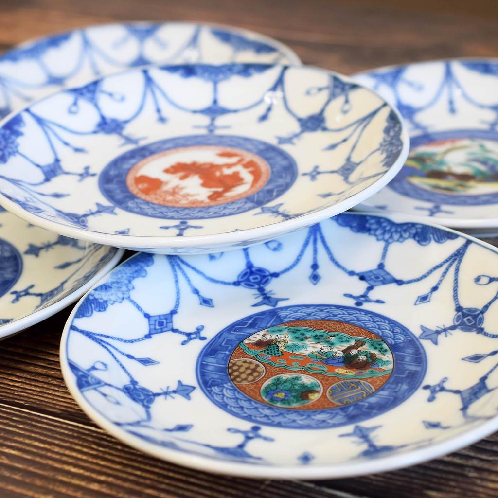 Waza No Kura Plate Stylish Kutani Ware Medium Plate Set with Period Japanese Made In Perfect As a Wedding Set 5-Piece Paintings. High-Quality