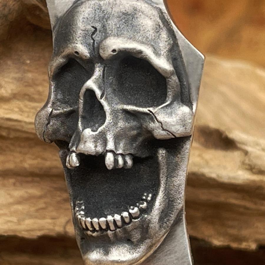 Anhänger „Eternal Blade“ im Vintage-Design, trendiger vielseitiger Herrenartikel, personalisierter Totenkopf-Anhänger