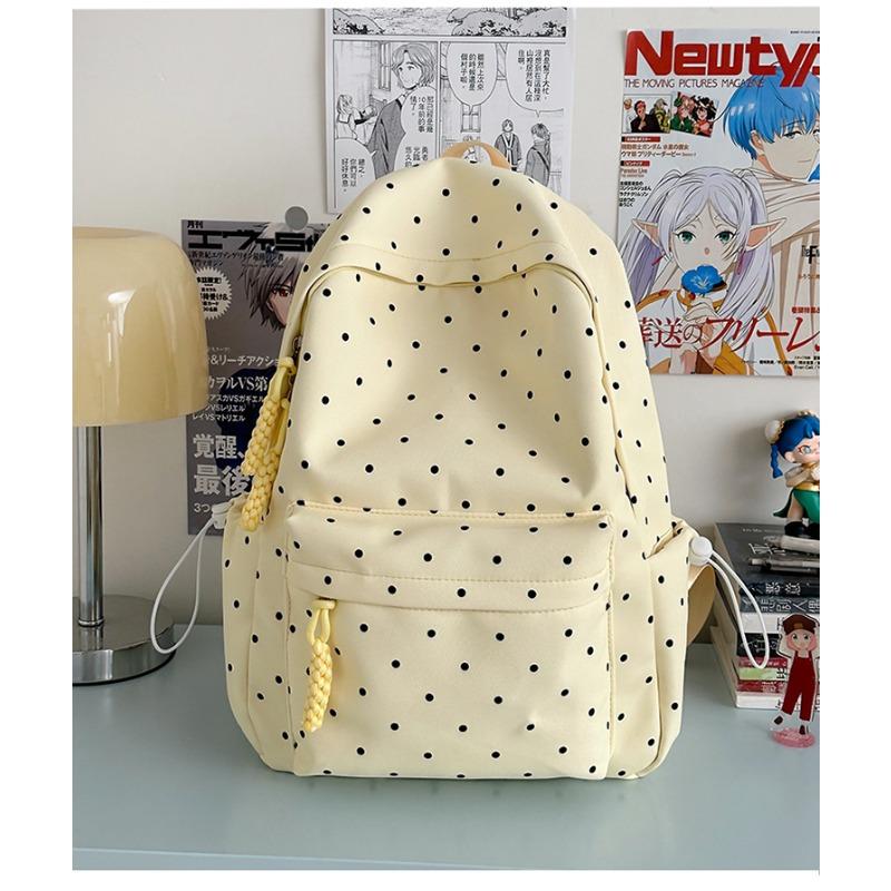 New Japanese high-value, fresh and sweet candy-colored backpack, lightweight and large-capacity travel backpack for junior high school students