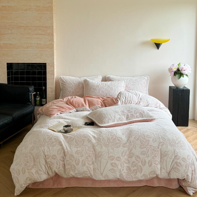 

Комплект постельного белья в зимнем стиле, антистатический коралловый флис, толстый теплый свежий цветочный молочный бархат, пододеяльник, комплект на осень-зиму for 1.2m 3pcs