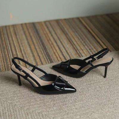 Szpiczaste wysokie obcasy Nowe letnie seksowne cienkie obcasy pojedyncze małe pachnące buty damskie Francuski nosek w torebkę damskie sandały