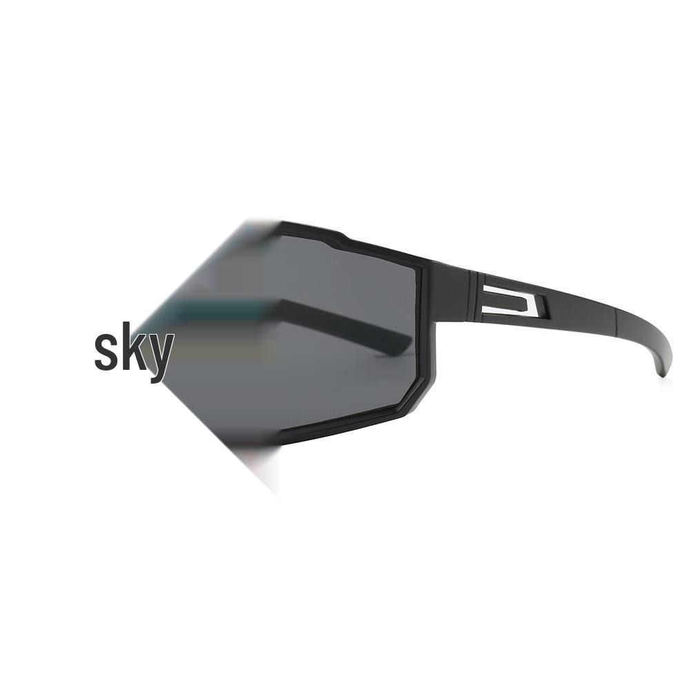 Iridescent Photochromic Cycling Sunglasses - Wind & Dustproof with Sun Protection
