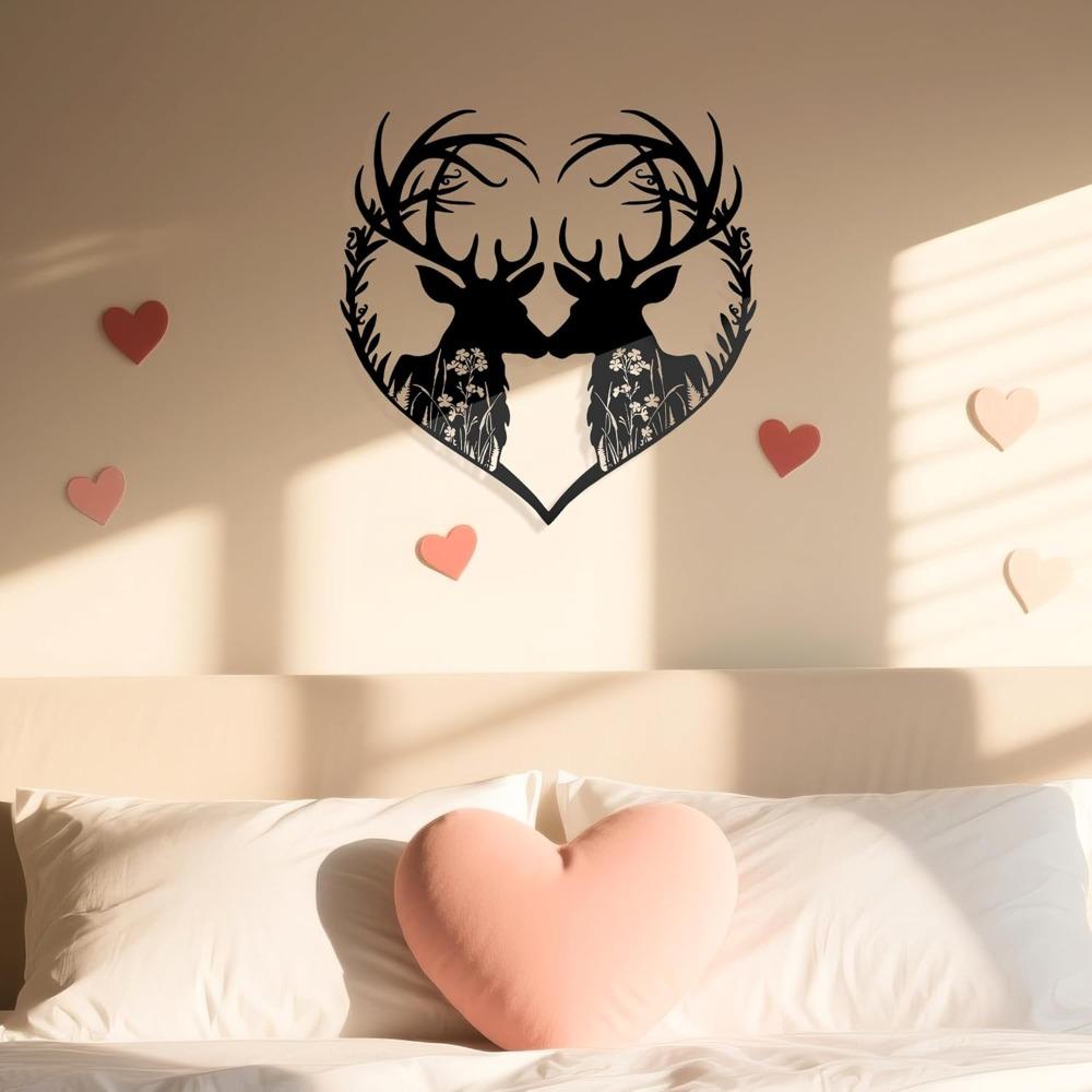 Metal Deer Head Wall Art, Heart Shape Home Decor, Romantic Valentine's Day Gift for Couples, Rustproof Indoor Bedroom Hanging Ornament