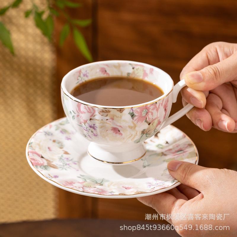 Flowering Retro British Sweet Coffee Cup Saucer Bone China Light Luxury Exquisite High-End Women'S Red Tea Cup Afternoon Tea Coffee