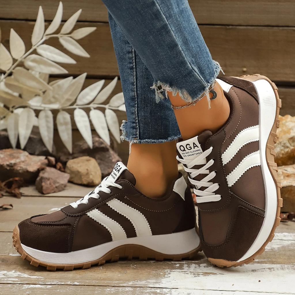 Women Sneakers Round Toe Sports Shoes Women Retro Casual Flat Bottom Sneakers Women Spring Autumn Fashionable Designer Shoes