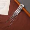 1Pc Long Pearl Tassel Jellyfish Brooch Women Diamond-Encrusted Pearl Tassel Corsage Badge Pins Suit Jacket Pin Clothing Gifts