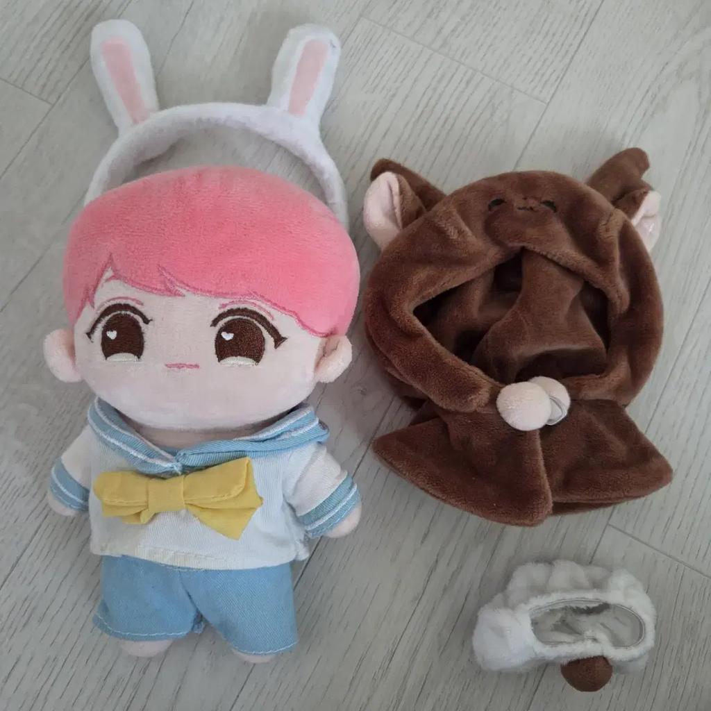 Seventeen Joshua 20cm Doll