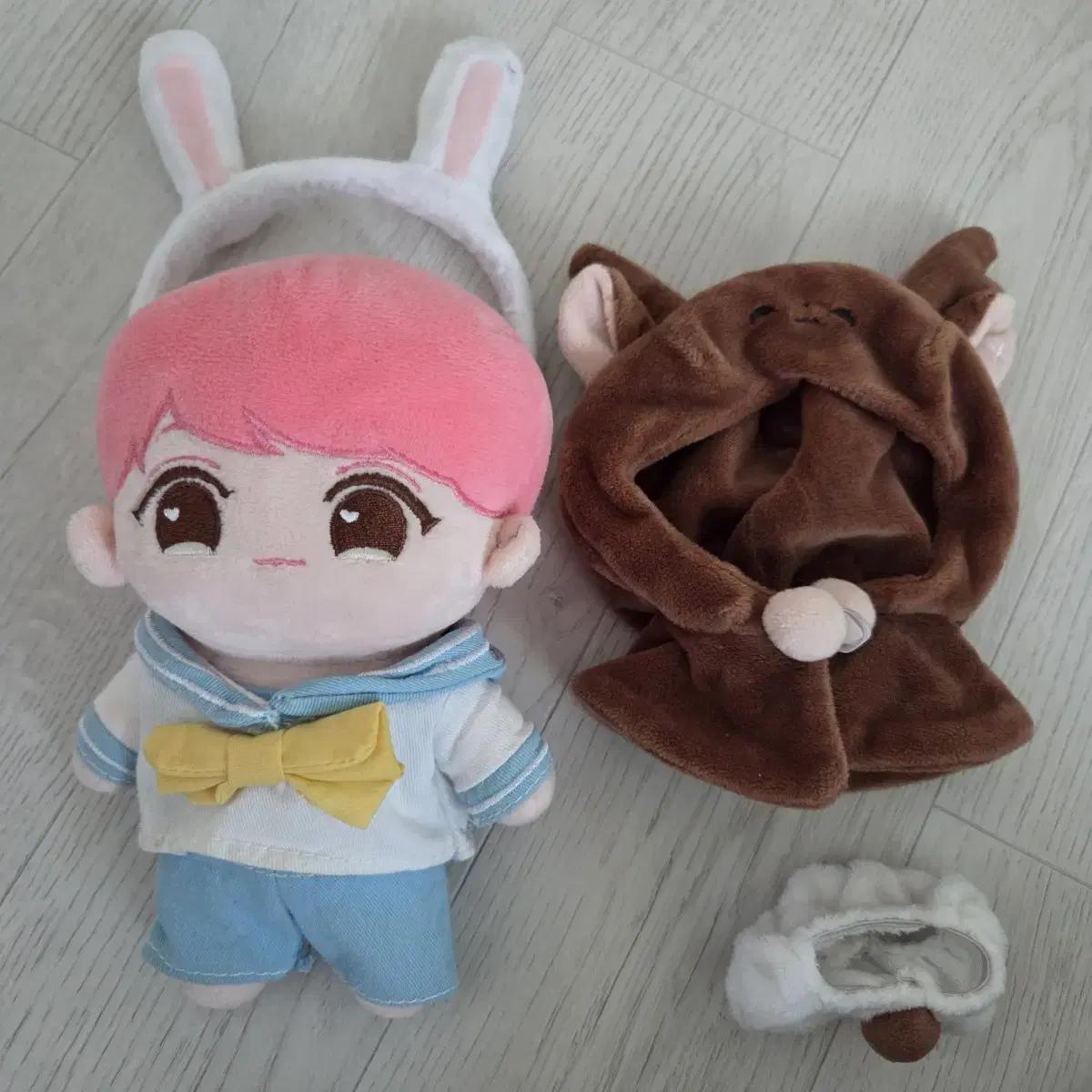

Seventeen Joshua 20cm Doll