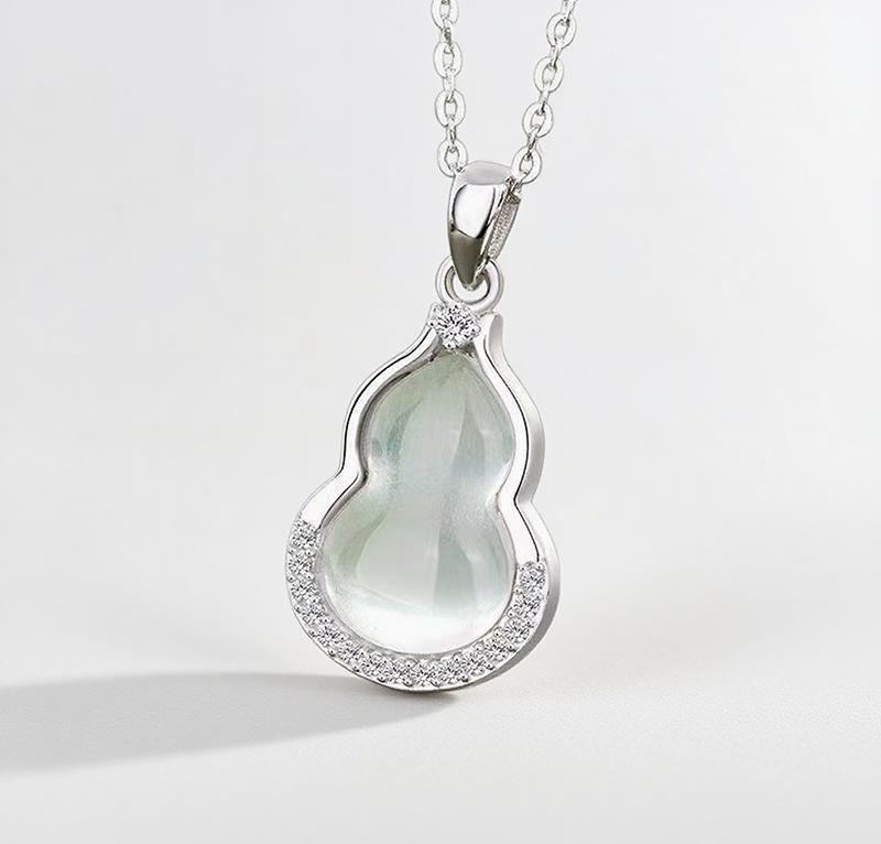 

S925 Sterling Silver White Chalcedony Gourd Necklace - Light Luxury, Niche Temperament, New Chinese Style Jewelry 2025 925 Silver