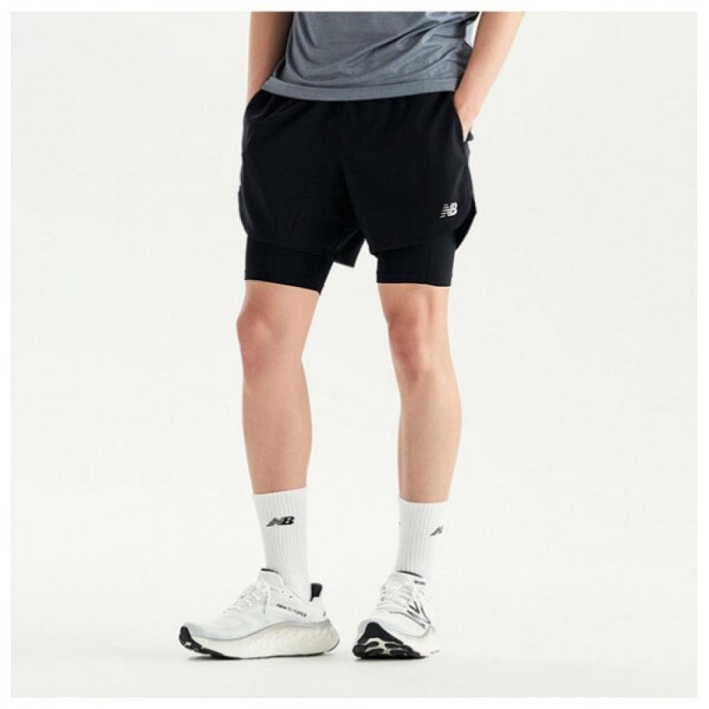 

New Balance Nqj Nbnvd4s011 19 Men Accelerate 7 Inch Shorts Black series/75