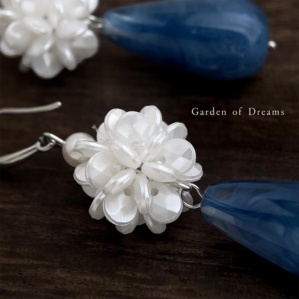 Elegant Blue Gradient Hydrangea Pearl Drop Earrings - Handmade Niche Design for Women