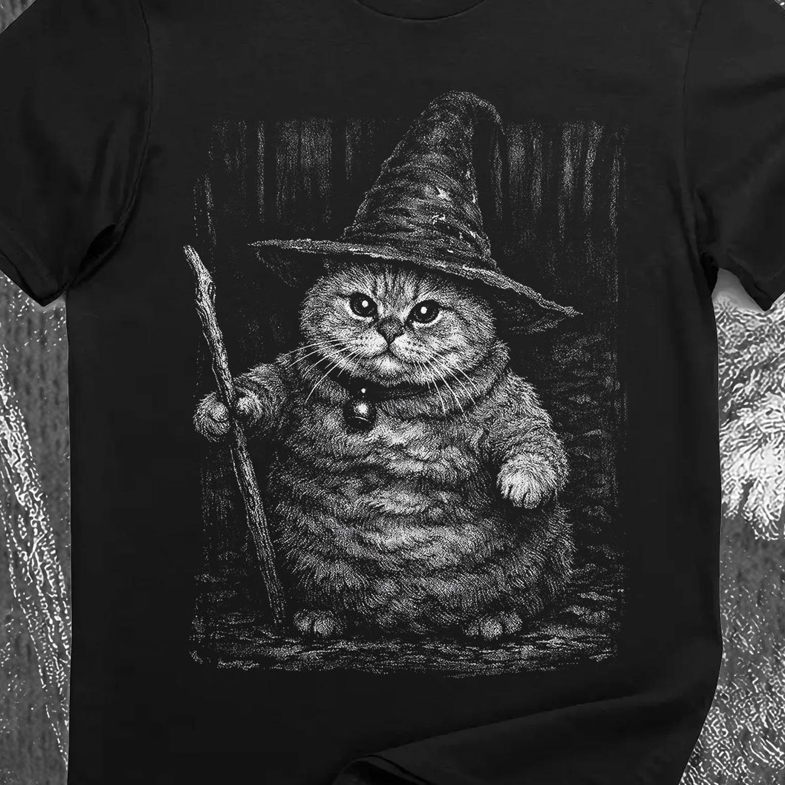 Wizard Cat Shirt, Fantasy Kitty Graphic Tee, Vintage Style Cat Lover Gift 4XL