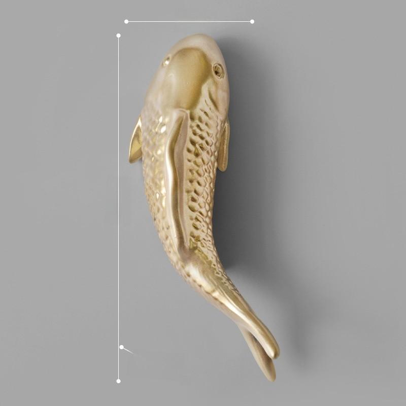 Chic Resin Goldfish Wall Hanging For Entryway Decoration And Unique Home Styling