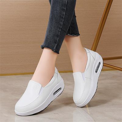 Sneakers da Donna Primavera Vera Pelle Morbide Scarpe da Lavoro da Infermiera Femminili Nere Scarpe Oscillanti Donna Taglie Forti Zeppe Scarpe Singole