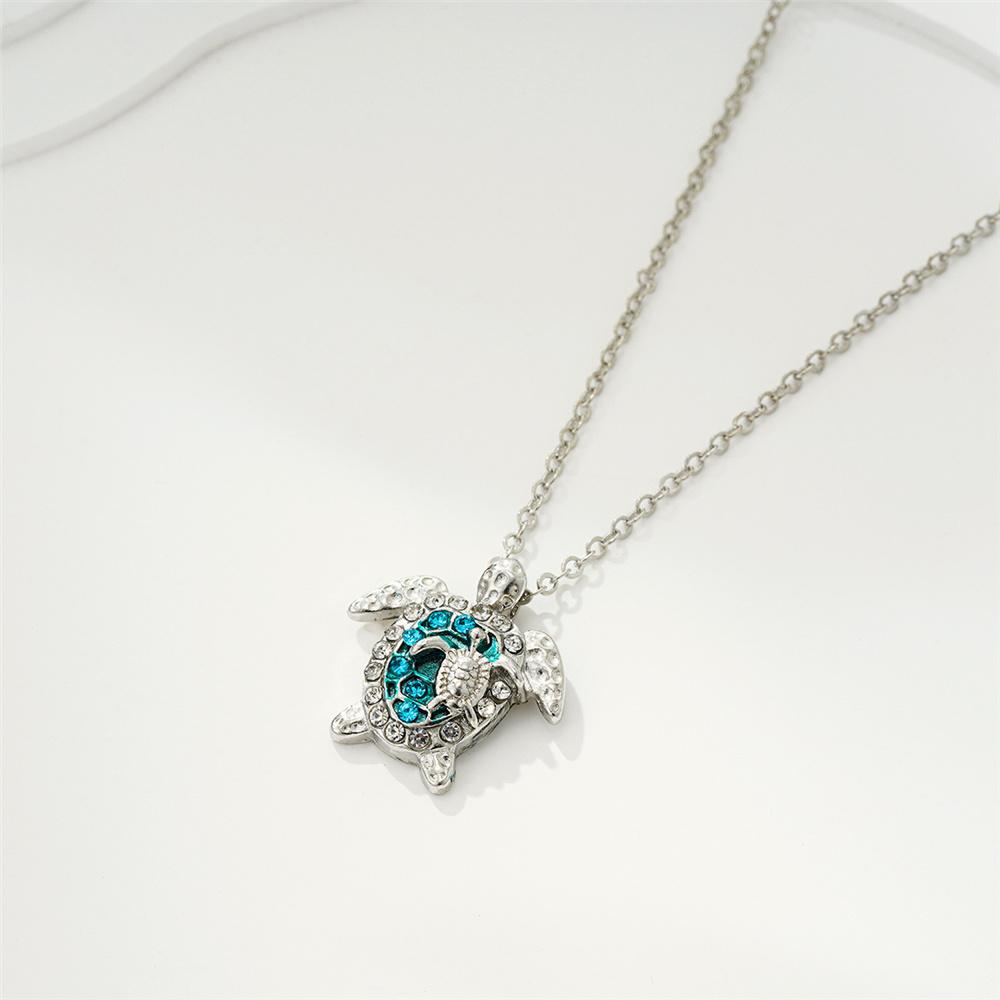 Luxury Female Sea Turtle Animal Pendant Necklace Vintage Silver Color Wedding Jewelry For Women