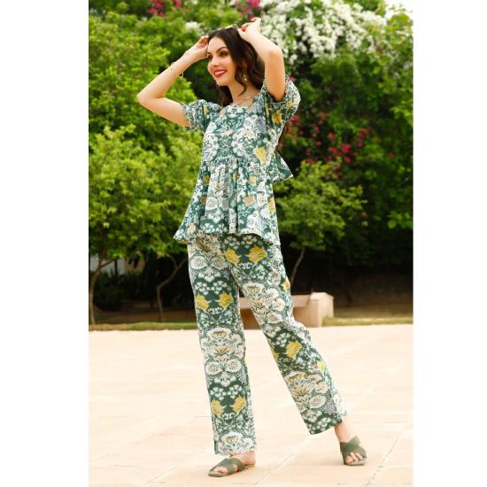 

VerdePrint: Устойчивый стиль в Digital Green