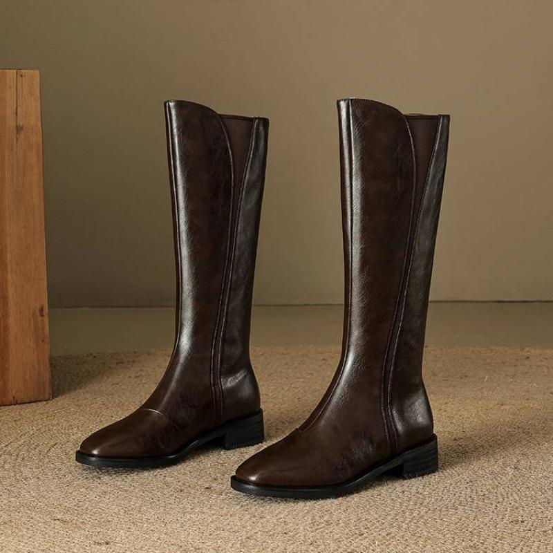 

Новые женские ботинки на среднем каблуке большого размера однотонные с задней молнией на квадратном каблуке удобные кожаные модные ботинки с квадратным носком высокие ботинки из коровьей кожи 40