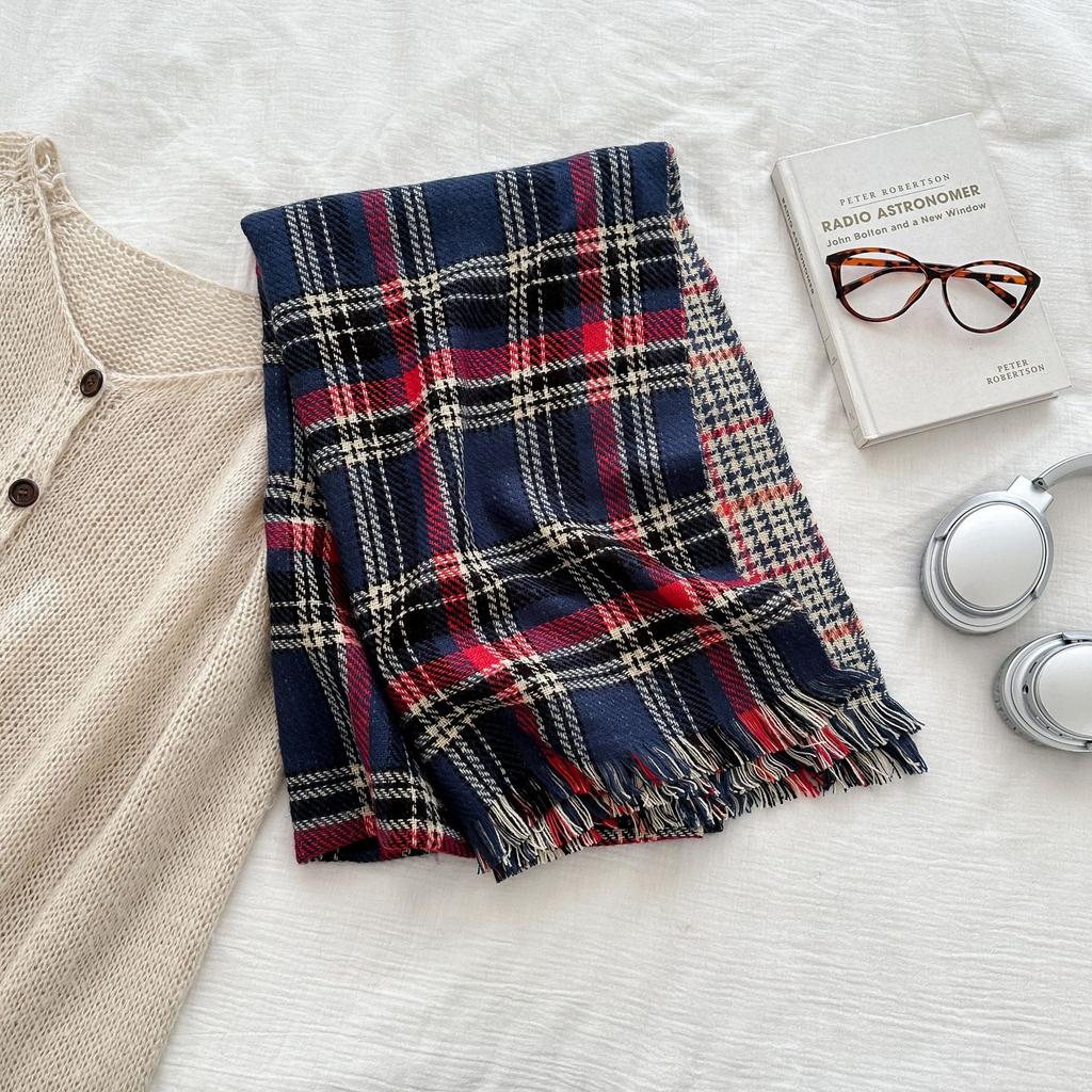 Winter Scarf  Sweet  Fresh and Soft  Shawl  Versatile Simple  Youthful Style  Student Plaid  Warm Scarf