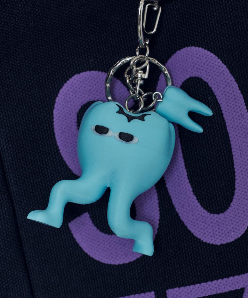 LOSERS CLUB Tooth Character Keyring Mint