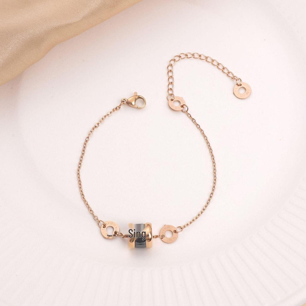 Elegantes Damenarmband aus Titanstahl - Stilvolles High-End-Design, Leichter Luxus, Vielseitiges Modeaccessoire