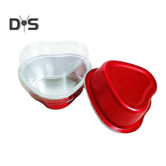 Sada 50 kusů Cupcake Cup Zpracování Tepelně odolná hliníková fólie Příslušenství na pečení mini dortové formy ve tvaru srdce